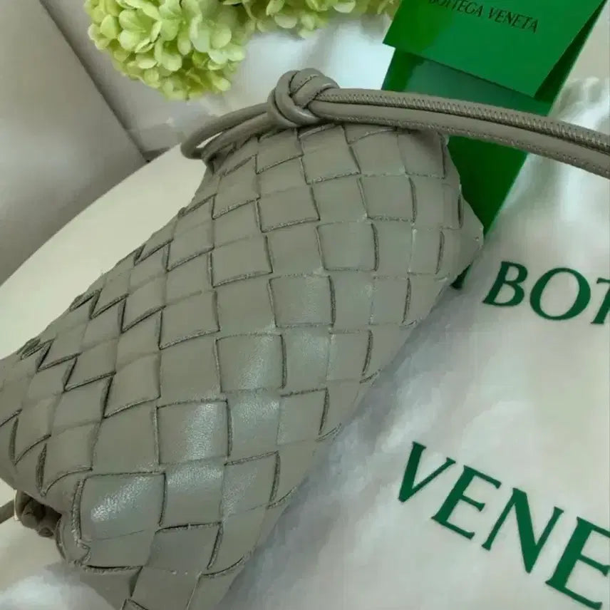 [BUNJANG] Bottega Veneta Loop Crossbody Bag / 정품 보테가베네타 루프 연카키 크로스백