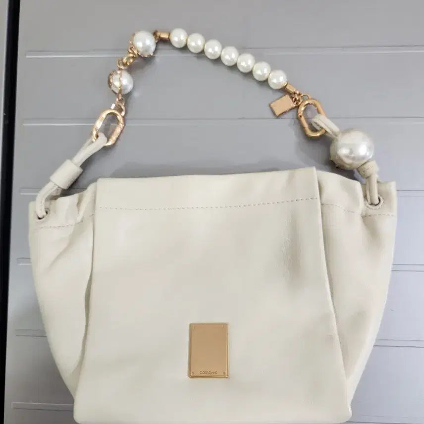 [BUNJANG] Couronne Ivory Pearl Chain Mini Shoulder Bag / 쿠론 아이보리 진주 체인 미니숄더백