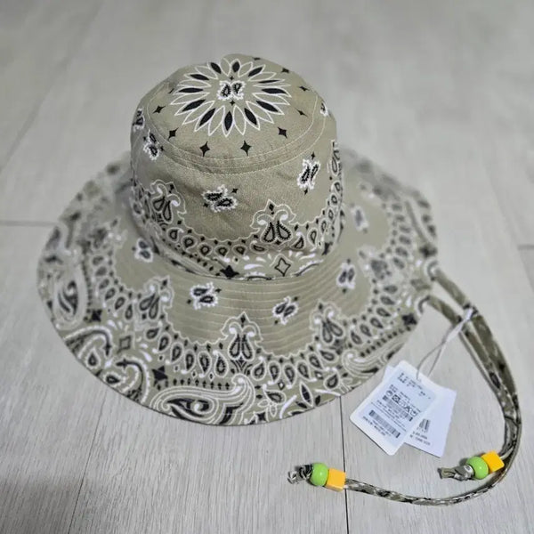 [BUNJANG] SSOLT Bandana Capeline Reversible Bucket Hat / (정품)쏘솔트 반다나 카펠린 리버시블 버킷햇 (새상품) 여