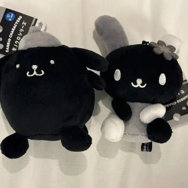 [BUNJANG] Sanrio Monochrone Usahana Mascot Charm / 산리오 모노크롬 블랙 마스코트 우사하나