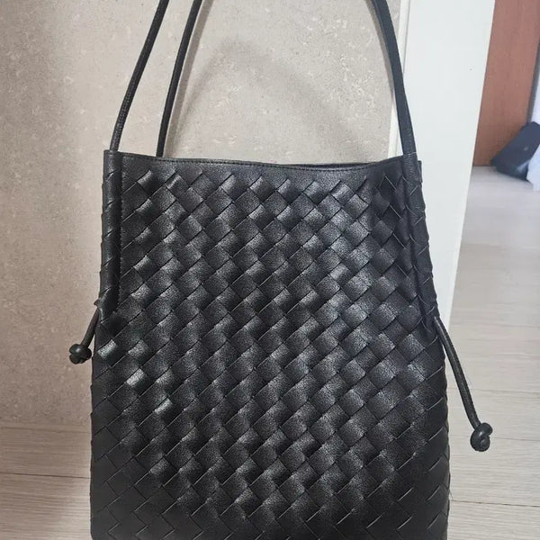 [BUNJANG] Black Weaving Shoulder Bag / 블랙 위빙 숄더백
