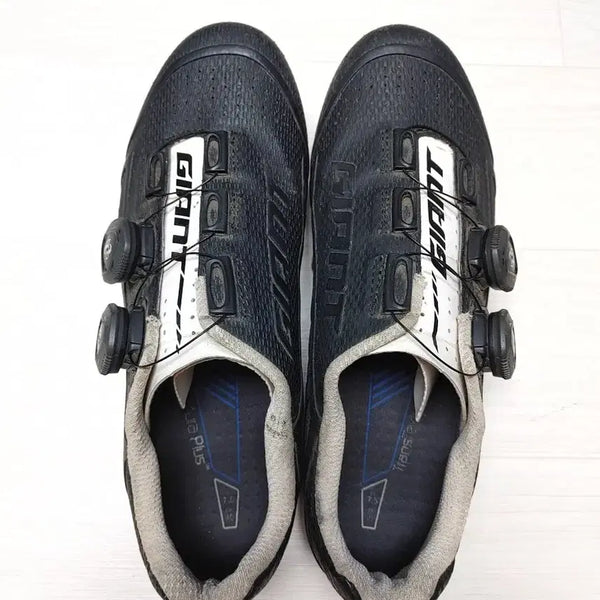 [BUNJANG] Giant Conduit Carbon Cycling Shoes + Shimano Cleats (Size 40) / 자이언트 컨듀이트(CONDUIT) 카본 클릿슈즈+시마노 클릿 40사이즈