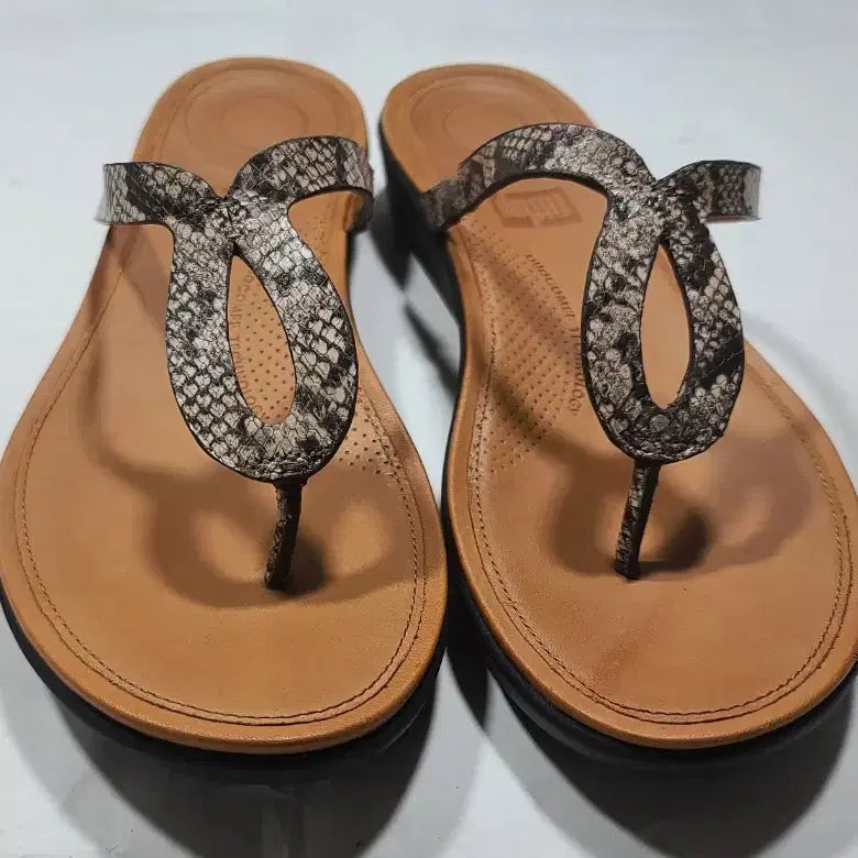 [BUNJANG] Fitflop Leather Sandals Size 240 / 핏플랍 가죽샌들 240사이즈