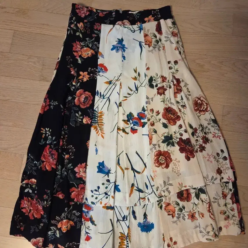 [BUNJANG] Maje Tricolor Pattern Skirt Size 2 / 마쥬 삼색스커트 사이즈 2