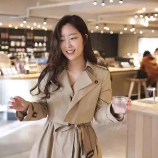 [BUNJANG] Woojoomieon Charlotte Trench Coat Beige Size S / 우주미녀 샬롯 트렌치 s사이즈 새상품.(택도 그대로)