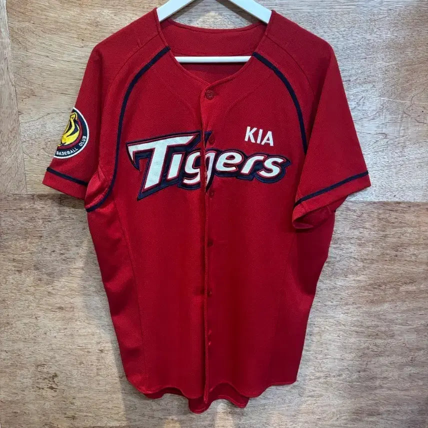 [BUNJANG] Kia Tigers Phil Baseball Uniform L / KIA 기아 타이거즈 필 야구 유니폼 L사이즈