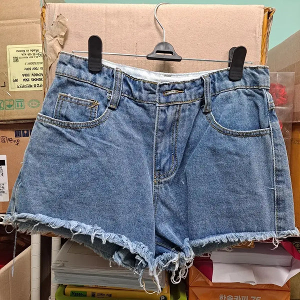 [BUNJANG] Light Wash Denim Cut-off Hem Shorts / 데님 숏팬츠 연청색 컷팅 밑단