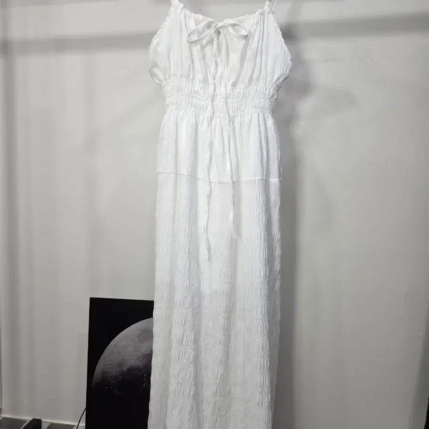 [BUNJANG] White Smocked Long Dress / 화이트 스모그 롱 원피스