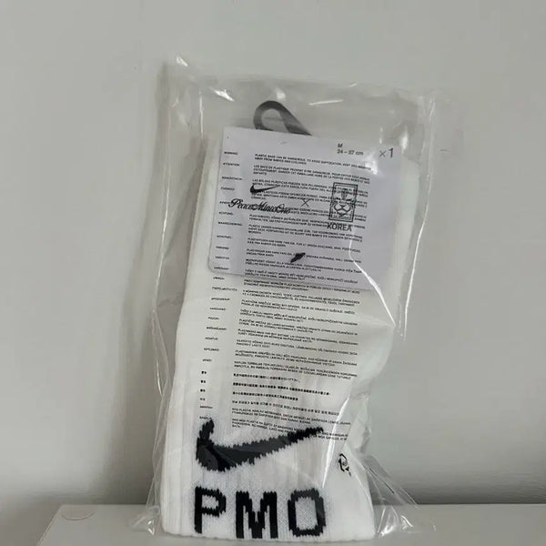 [BUNJANG] Peaceminusone x Nike Korea Over The Calf Socks White (XS) / (미개봉새상품)피스마이너스원 대한민국 오버더카프 삭스 화이트(XS/20)