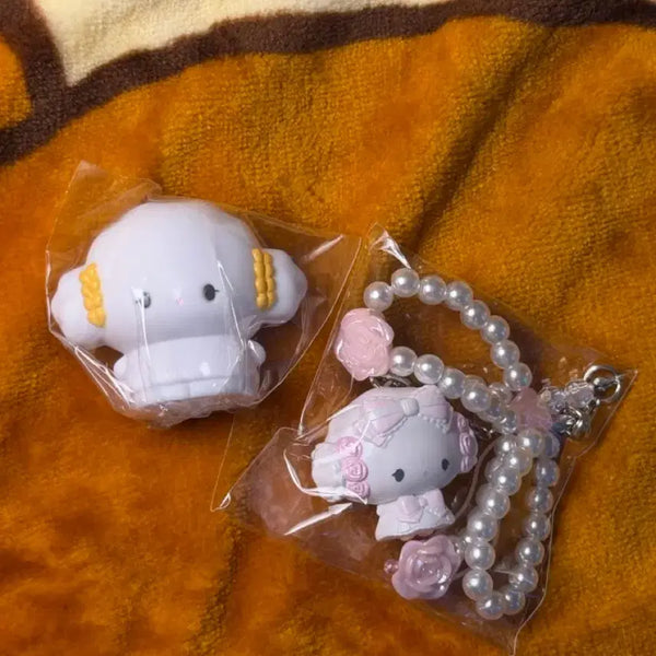 [BUNJANG] Sanrio Korgmyung Finger Figure White Frill Keyring / 산리오 코기뮹 손가락 피규어 화이트 프릴 키링