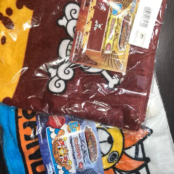 [BUNJANG] One Piece Thousand Sunny & Gol D. Roger Jolly Roger Ichiban Kuji Towel E Prize Bundle / 급처) 원피스 써니호, 골드로저 제일복권 타올 수건 E상 일괄