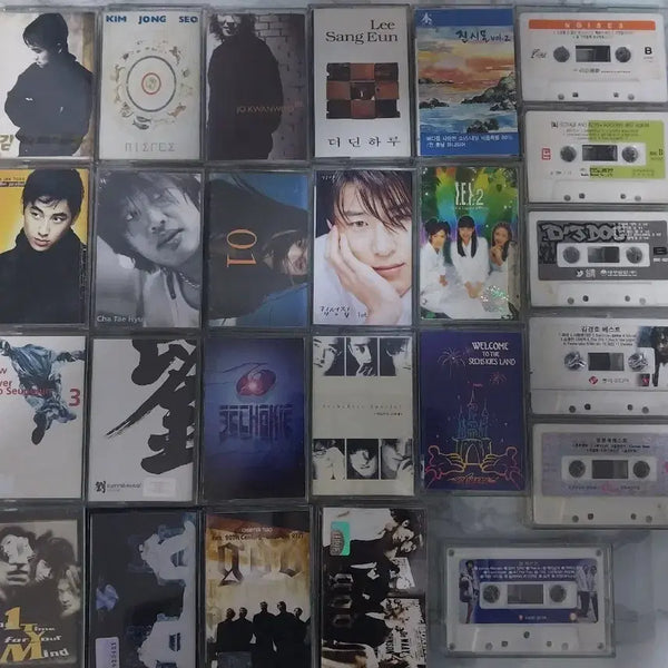 [BUNJANG] 1990s K-Pop & Idol Cassette Tape Bundle Set (25 pcs) / [무료배송/90년대가요/아이돌] 카세트테이프 25개 일괄 추억소환