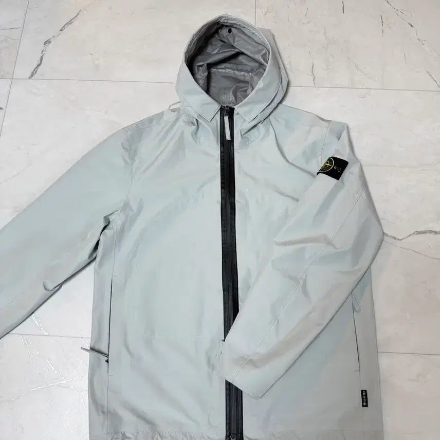 [BUNJANG] Stone Island Gore-Tex Windbreaker Jacket / 스톤아일랜드 고어텍스 바람막이 L