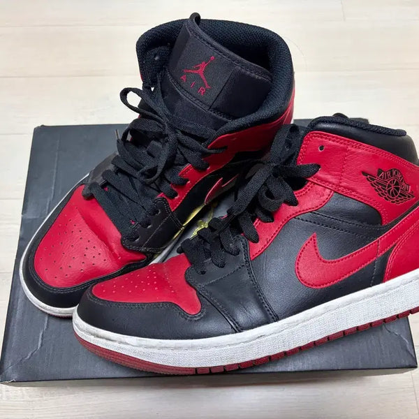 [BUNJANG] Nike Air Jordan 1 Mid Bred / [275] 나이키 에어 조던 1 미드 브레드 박스포함