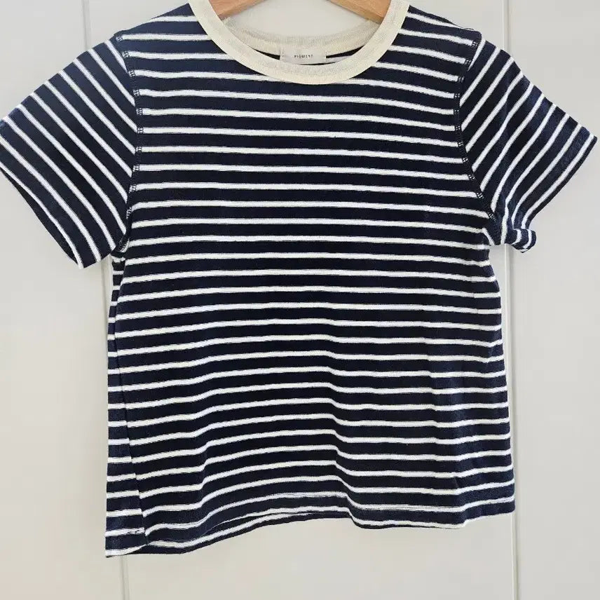 [BUNJANG] Pigment Navy Stripe Cropped T-Shirt / 피그먼트 크롭 네이비 스트라이프 반팔티셔츠