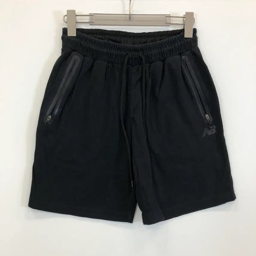 [BUNJANG] New Balance Black Banding Shorts Size S / 뉴발란스 밴딩 쇼츠 26 인치