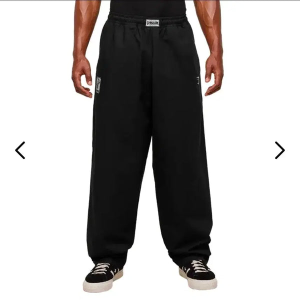 [BUNJANG] Gymshark Straight Leg Pumper Pants Black / 짐샤크 스트레이트 레그 펌퍼팬츠 블랙