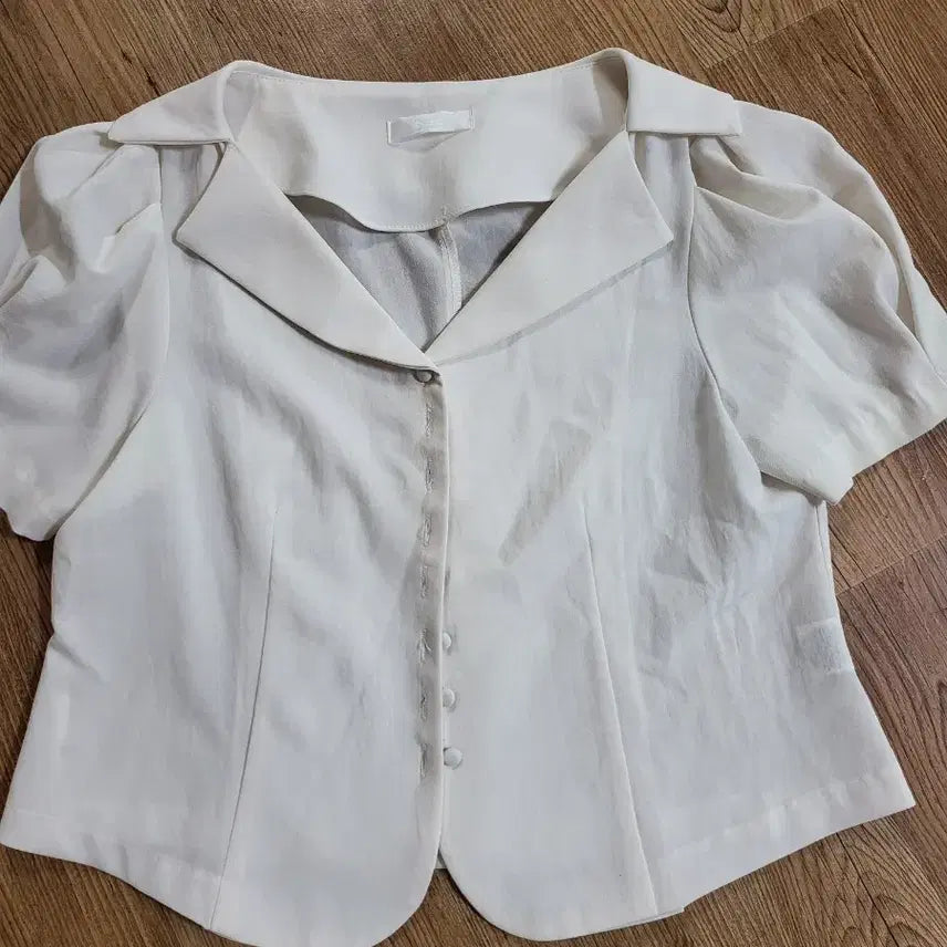 [BUNJANG] White Puff Sleeve Short Blouse - Free Size / 화이트 퍼프소매 숏 블라우스 프리사이즈 새제품