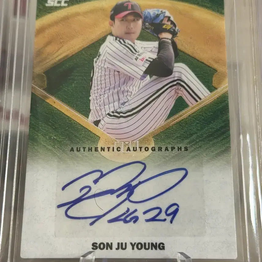 [BUNJANG] KBO LG Twins Son Ju-young Autograph Card (Numbered 26/29) / kbo 손주영 오토 카드 (lg 손주영 친필 사인카드)