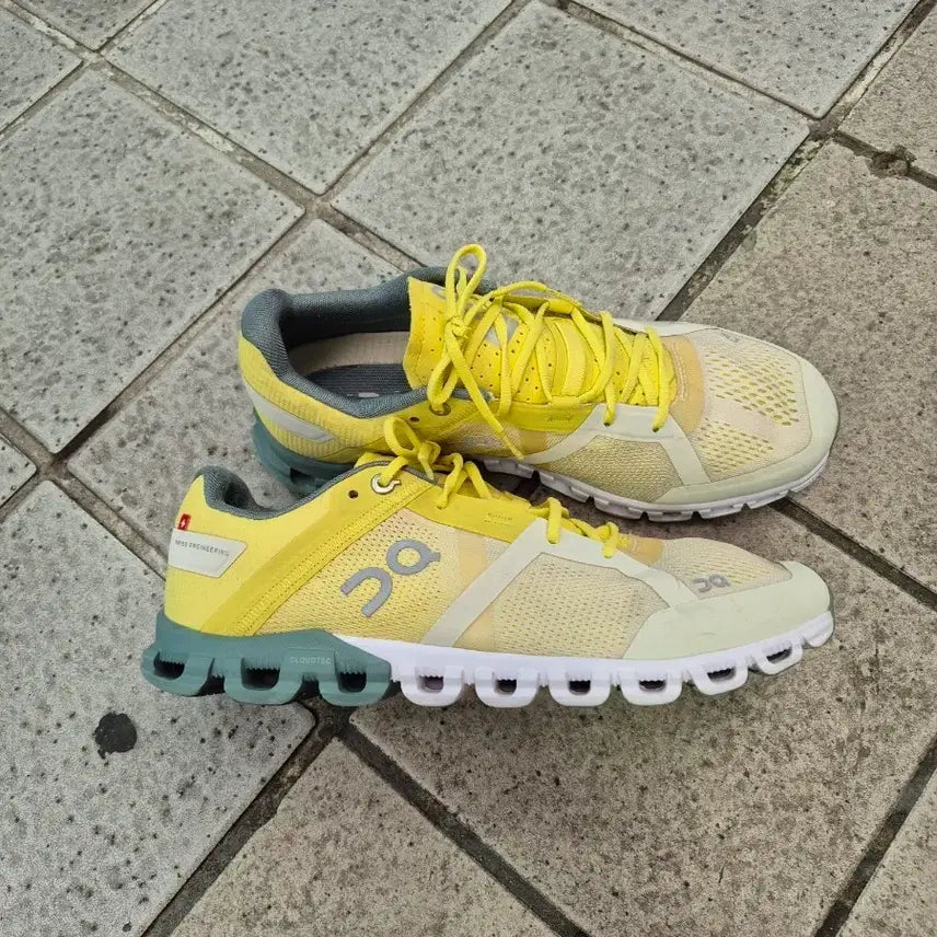 [BUNJANG] On Cloud Running Shoes Yellow 250 / 온 클라우드 러닝화 옐로우250