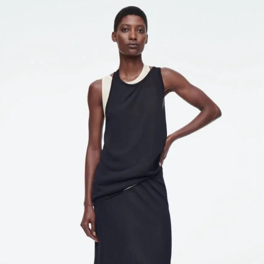 [BUNJANG] COS Layered Knitted Sleeveless Top XS Black / 코스 레이어드 니티드 슬리브리스 탑 xs