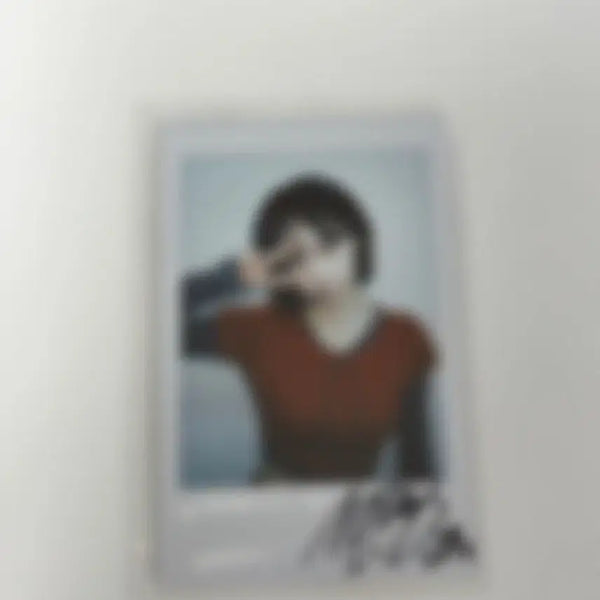 [BUNJANG] Kim Na-kyung TripleS Signed Polaroid / 트리플에스 김나경 싸인 폴라 싸폴 판매