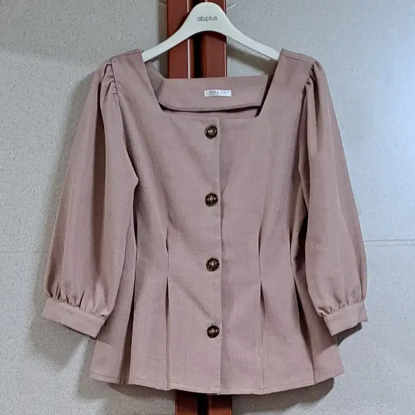 [BUNJANG] Square Neck Puff Blouse / (새상품)스퀘어넥 퍼프블라우스