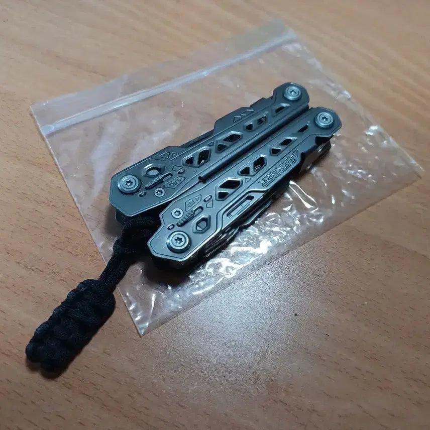 [BUNJANG] Gerber Truss Multi-tool / 거버 멀티툴. 트러스(Truss)