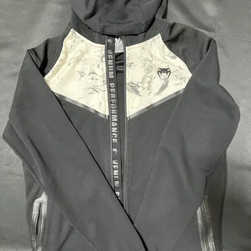[BUNJANG] Venum Hooded Zip-up Jacket XL / venum 베넘 후드집업 XL