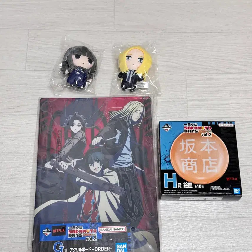 [BUNJANG] Sakomoto Days Acrylic Board & Plush Doll Set / 사카모토데이즈 아크릴보드+봉제인형