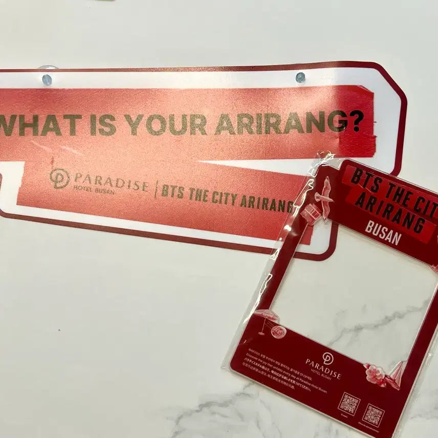 [BUNJANG] BTS THE CITY ARIrang BUSAN Paradise Hotel Goods Window Banner & Acrylic Topper / BTS THE CITY ARIrang BUSAN 파라다이스호텔 굿즈