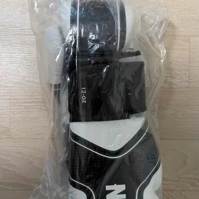 [BUNJANG] NOVA 12oz Boxing Gloves / NOVA 노바 복싱 글러브 12oz