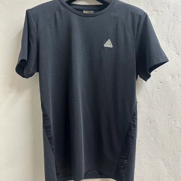 [BUNJANG] K2 Women's Short-Sleeve T-Shirt - Dark Grey (Size 95) / K2 여 티셔츠 진그레이/기능성/반팔 95
