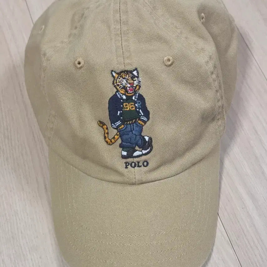 [BUNJANG] Polo Ralph Lauren Beige Tiger Embroidery Ball Cap / 폴로 랄프로렌 베이지 타이거 자수 볼캡
