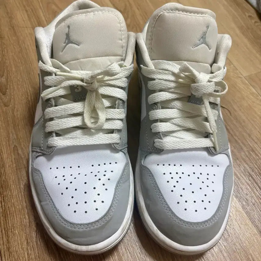 [BUNJANG] Nike Jordan 1 Low White Wolf Grey / 나이키 조던 1 로우 화이트 울프 그레이