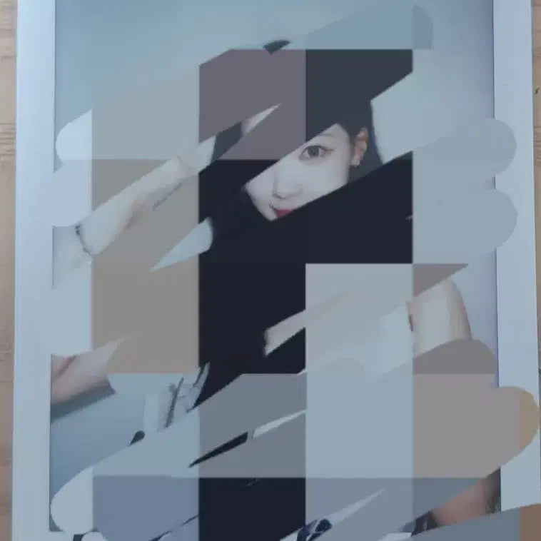 [BUNJANG] Lisyen Jungwon Polaroid / 리센느 정원이 폴라로이드
