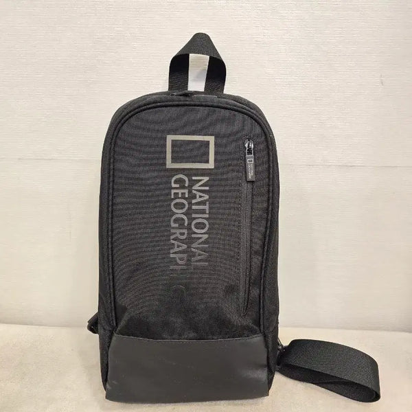 [BUNJANG] National Geographic Black Sling Bag Crossbody Bag / 거의새거) 내셔널지오그래픽 블랙 슬링백 크로스백