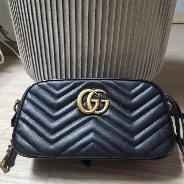 [BUNJANG] Gucci Marmont Matelassé Chevron Small Shoulder Bag Black Gold / 구찌 마몬트 크로스백