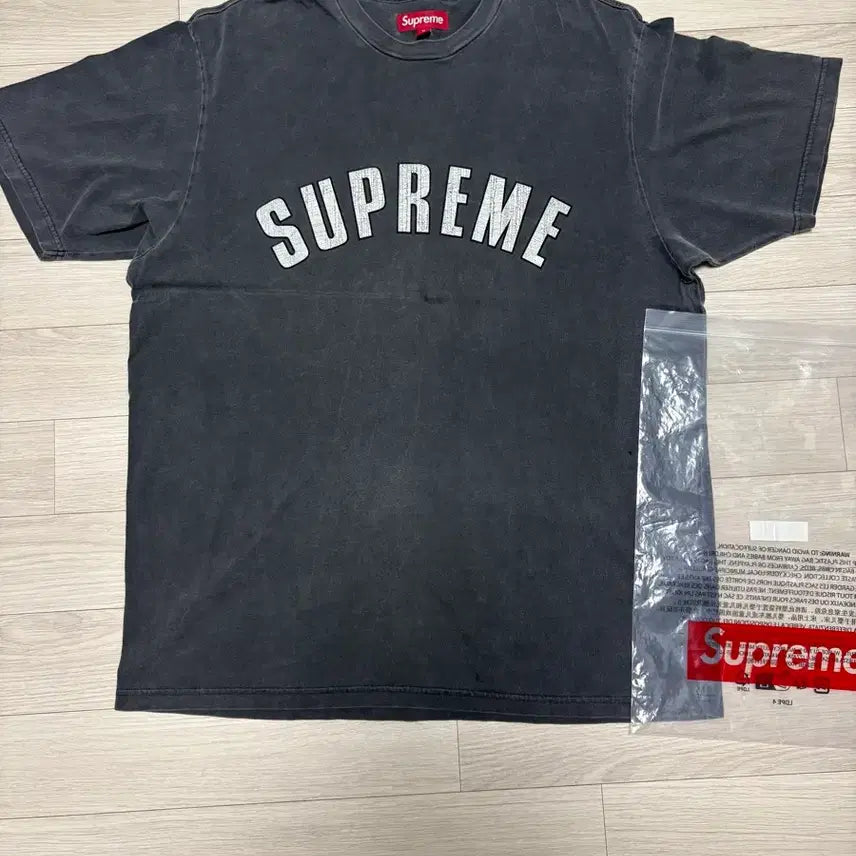 [BUNJANG] Supreme Crack Arch Short Sleeve T-Shirt XL / 슈프림 크랙 아치 반팔티 XL