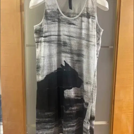 [BUNJANG] Ilaria Nistri Abstract Pattern Sleeveless Top / Ilaria nistri 일라리아 니스트리 탑 민소매