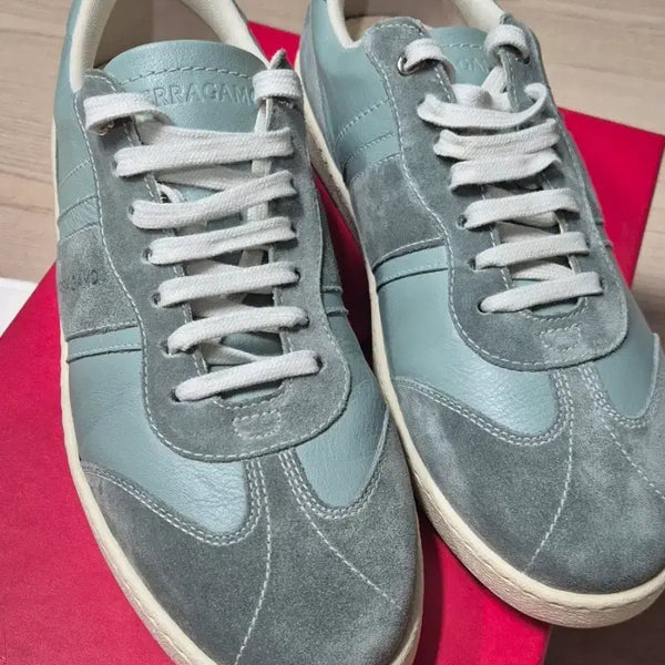 [BUNJANG] Salvatore Ferragamo Mint Sneakers / [새제품] 페라가모 스니커즈 민트 색상