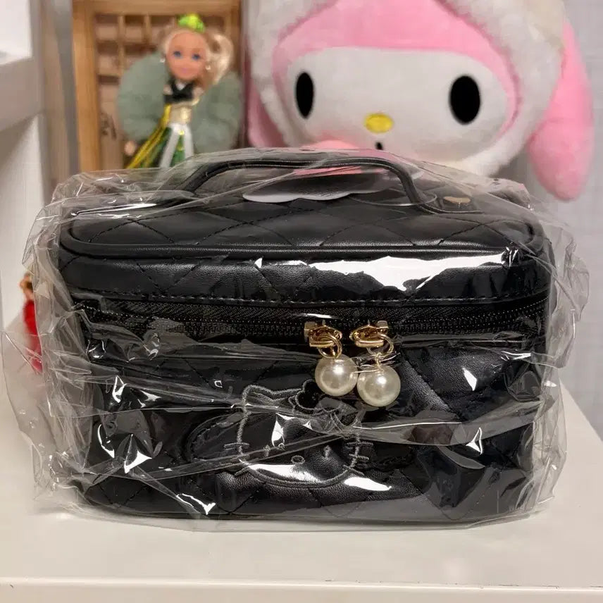 [BUNJANG] Hello Kitty Black Angel Vanity Bag / 헬로키티 블랙엔젤 버니티백(산리오 일본정품)
