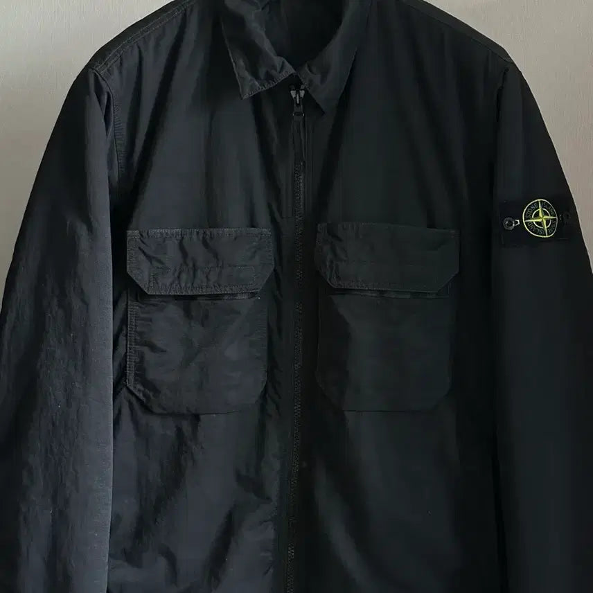 [BUNJANG] Stone Island Opaque Nylon Twill Jumper 23FW / 스톤아일랜드 오파크 나일론 트윌 점퍼 23fw 국내판