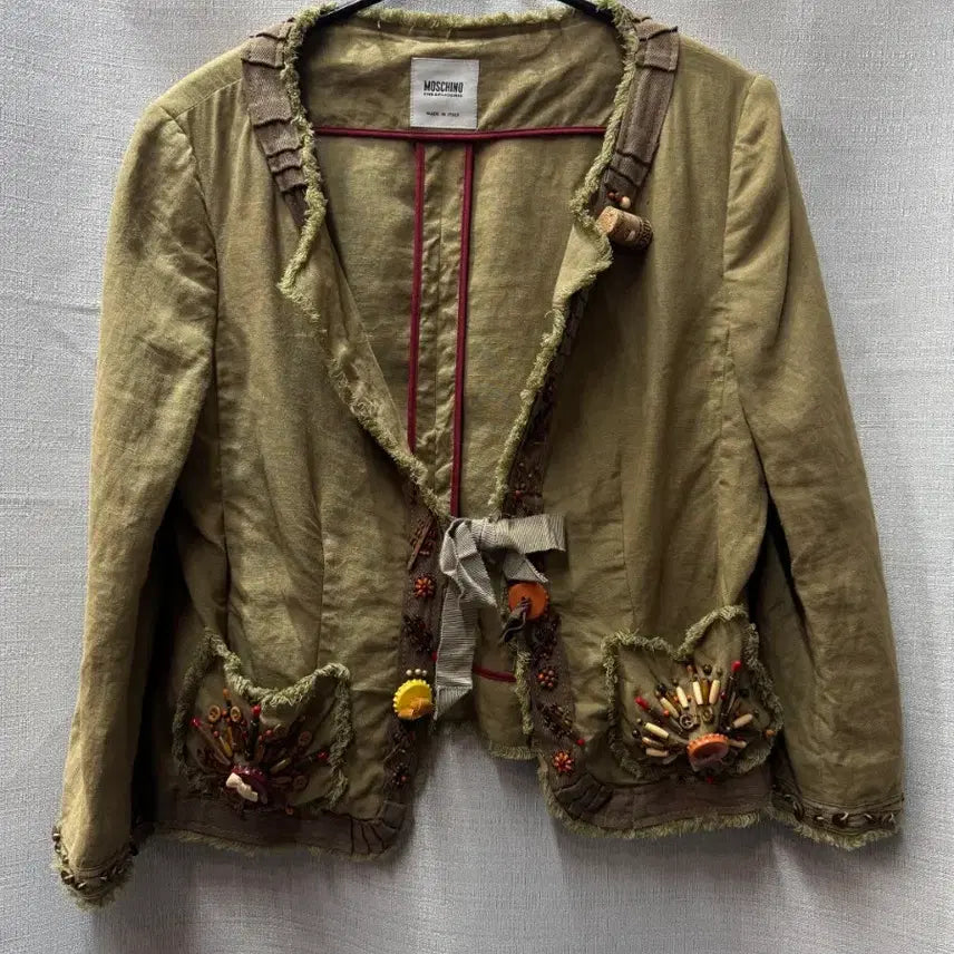 [BUNJANG] Moschino Chip 'n' Chic Real Cork & Bottle Cap Detail Linen Vintage Jacket / 모스키노 칩앤시크 리얼 코르크&보틀캡 디테일 린넨 빈티지 쟈켓 (55~6