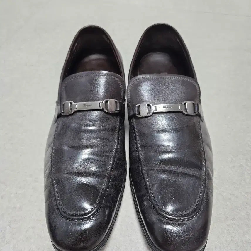 [BUNJANG] Salvatore Ferragamo Gancini Loafers Dark Brown / 최저가!!!페라가모 간치니 로퍼 다크브라운 270