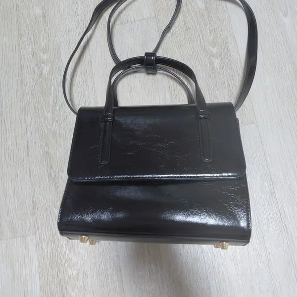 [BUNJANG] Yyeon Shoulder Bag / yyeon가방