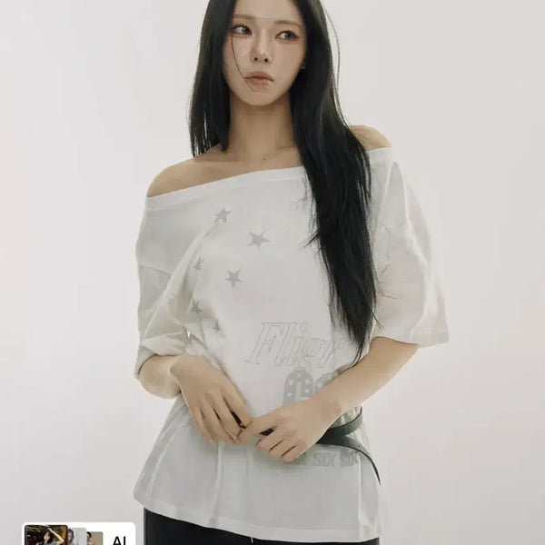 [BUNJANG] Defi Club Rovers Flight 666 One-Off Shoulder Boatneck Short Sleeve T-Shirt / 디파이클럽로버스 Flight 666 원 오프 숄더 보트넥 반팔 티셔츠