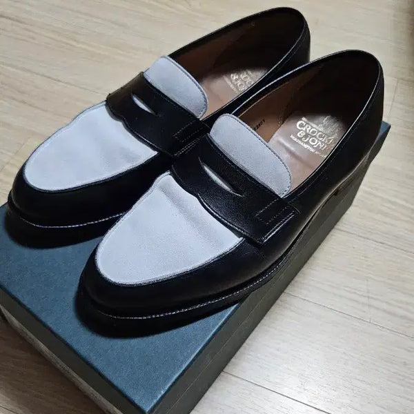 [BUNJANG] Crockett & Jones Stanford Spectator Penny Loafers (UK 7.5) / 크로켓앤존스 스탠포드 스펙테이터 페니로퍼 7.5(260~265)