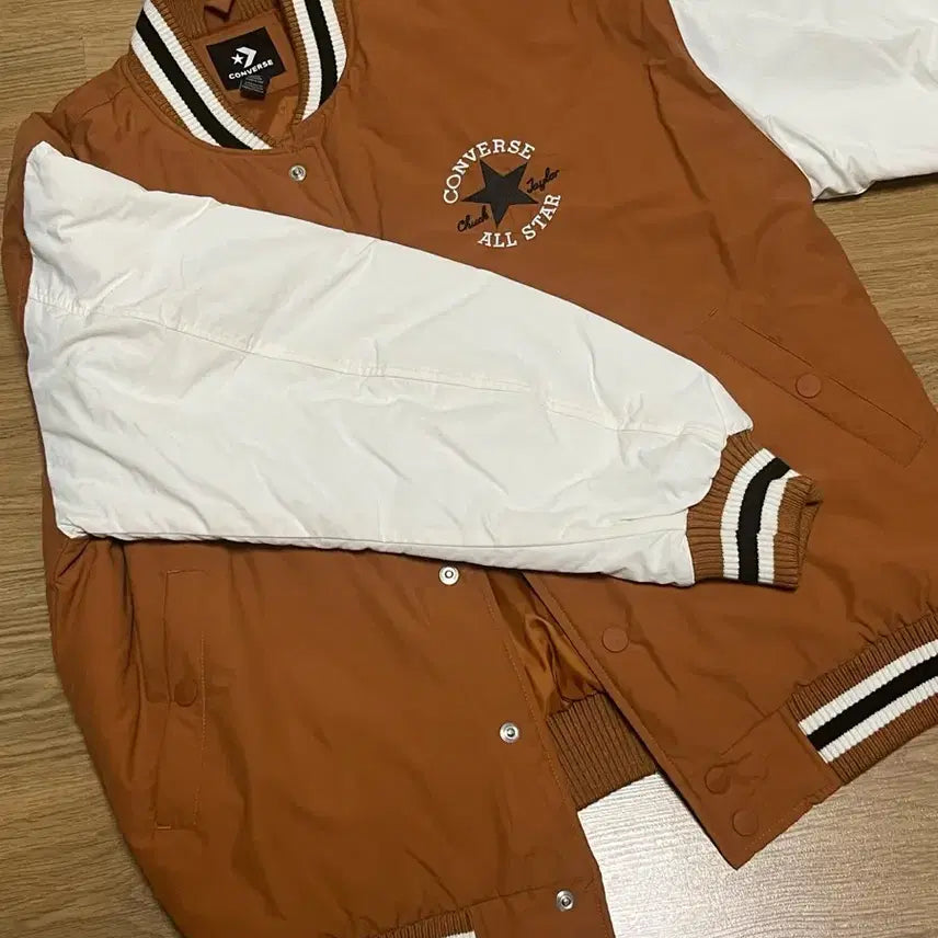 [BUNJANG] Converse Varsity Jacket Size 100 / 컨버스 바시티 자켓 100사이즈