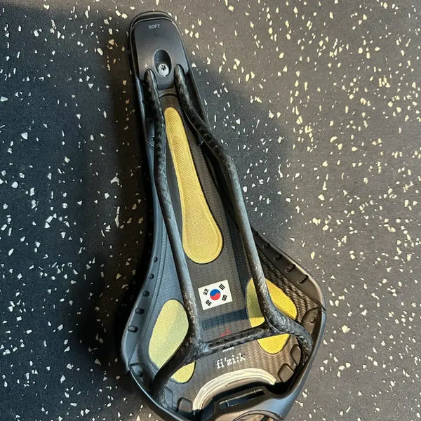 [BUNJANG]  fizik Snake Saddle / 피직 스네크 (극상)